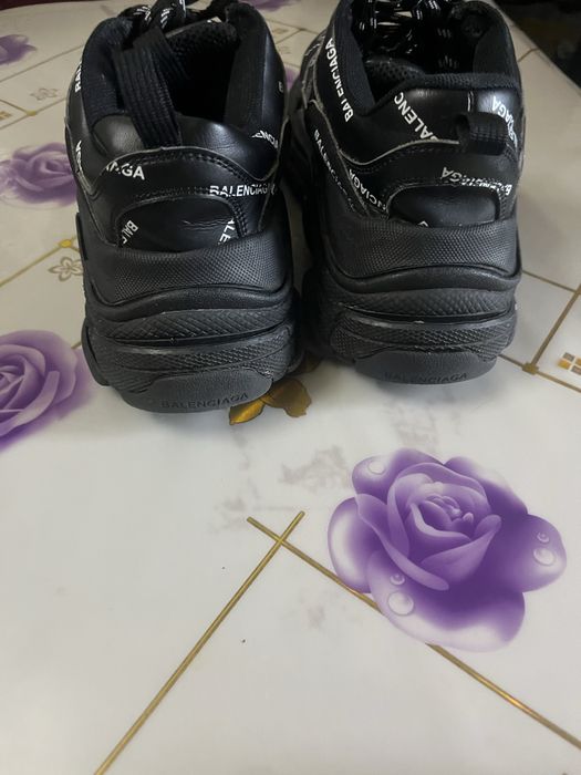 BALENCIAGA Кроссовки 36 размер