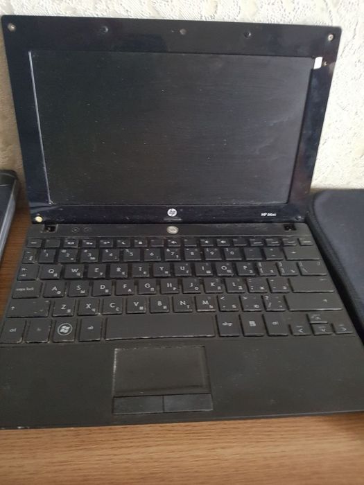 Нетбук HPmini Монитор View Sonic VA 1916w