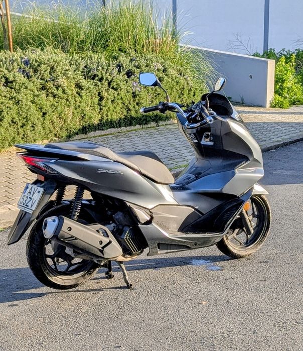 HONDA PCX 125 scooter