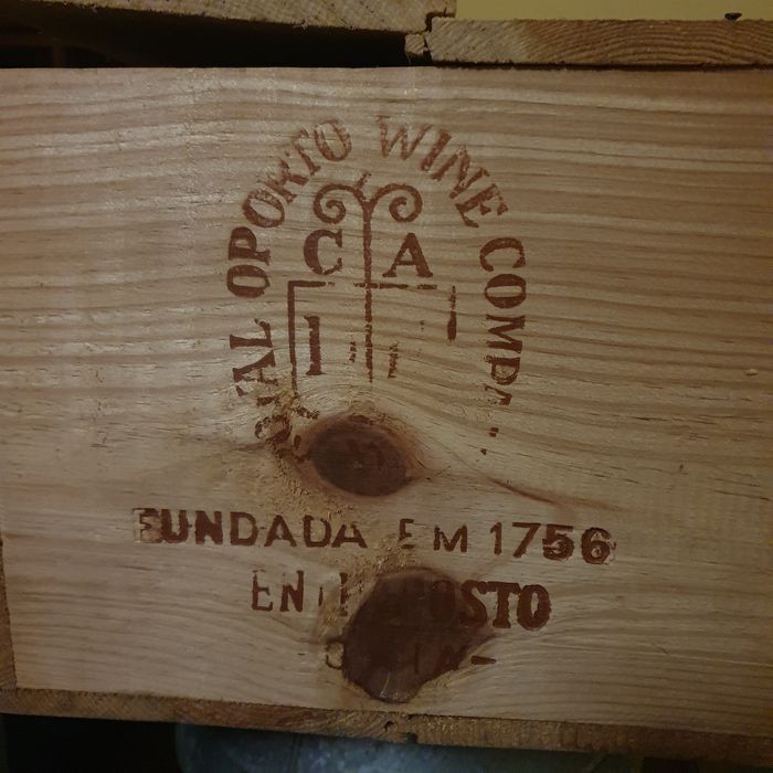 Caixa antiga 1985 Vinho do Porto Real Companhia