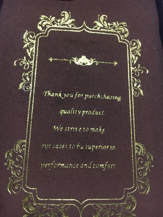 Чехлы для iPhone 8 Plus дёшево отдам