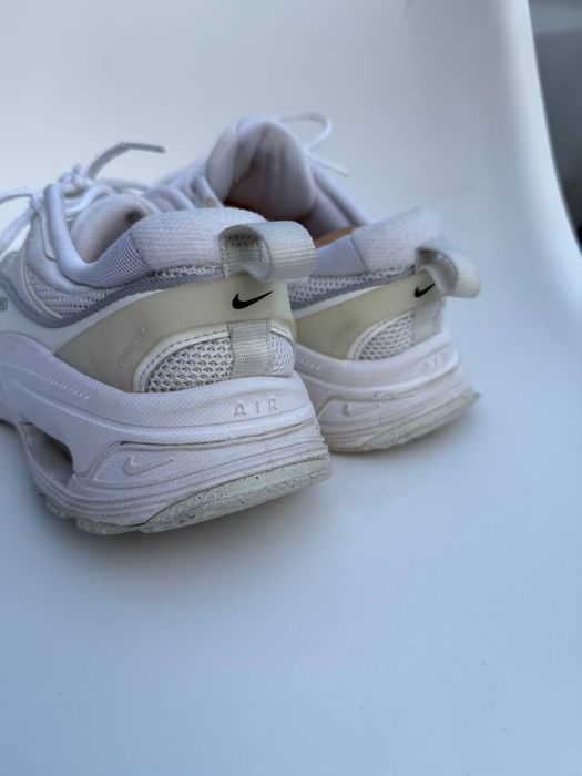 кросівки Nike Air Max Bliss