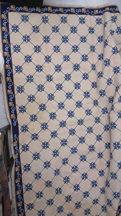 Tapete de Arraiolos de sala