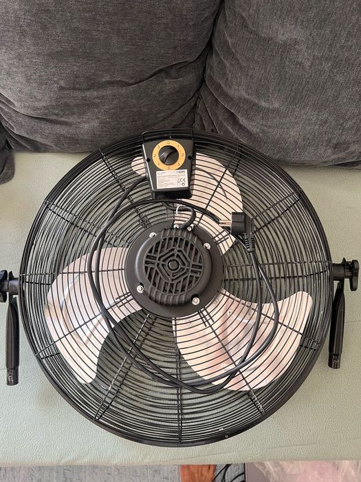 Ventoinha 60cm, muito forte faco entrega na regiao