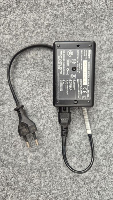 carregador rápido Nikon MH-18a