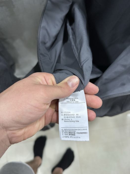 Продам.  костюм.        .