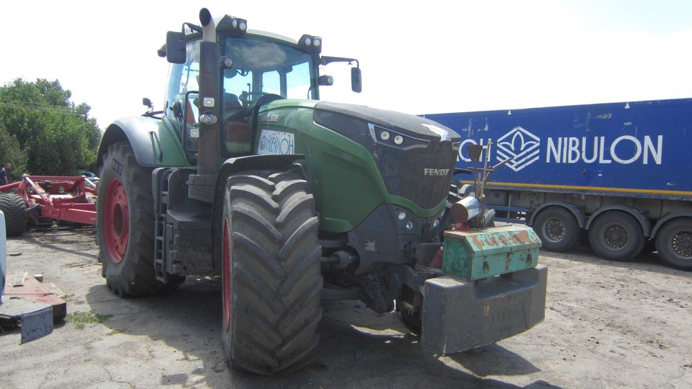 Трактор Fendt-1038