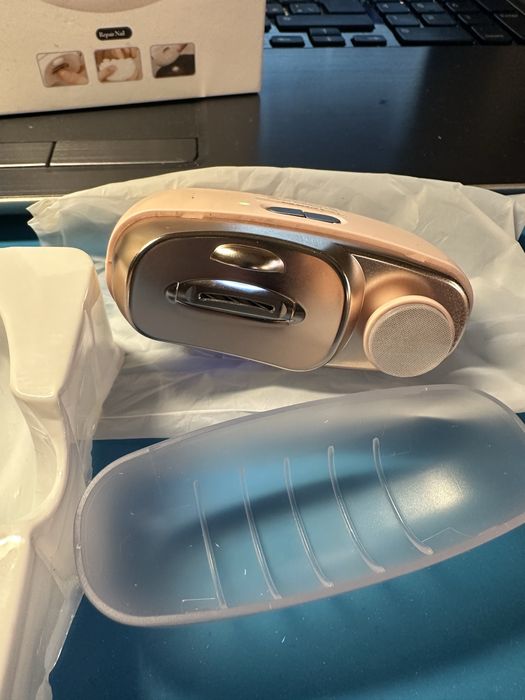 Машинка до уходом за ногтями