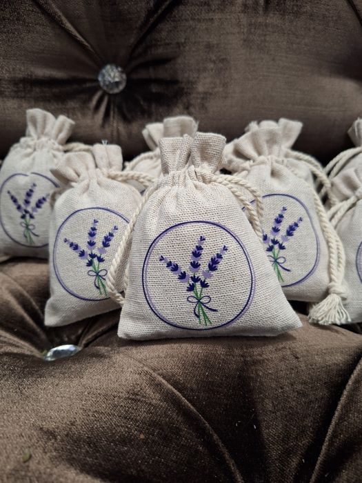 Woreczki z lawenda z lnianym splotem z grafika lawendy 8szt