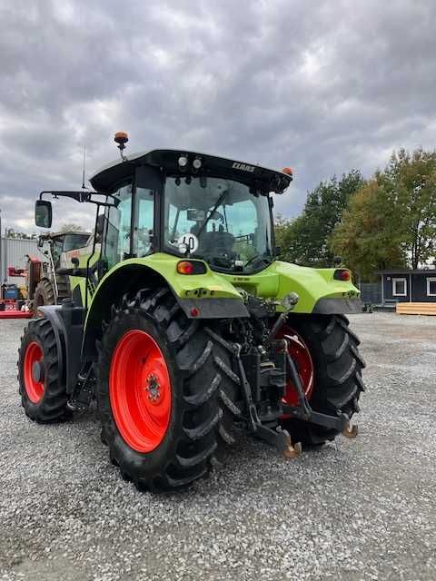 Claas Arion 530 CIS