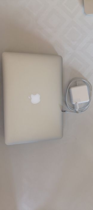 MacBook Pro Retina 13" Early 2015 – Estado Impecável | 8GB Ram SSD | Carregador novo