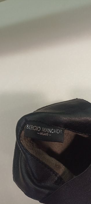 Продам демисизонные ботинки