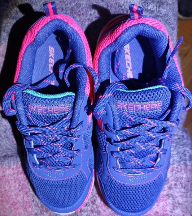 Кросівки Skechers на дівчинку