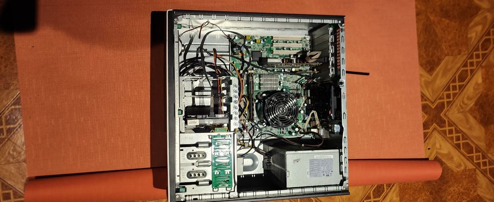 Komputer stacjonarny HP Elite 8000 Tower