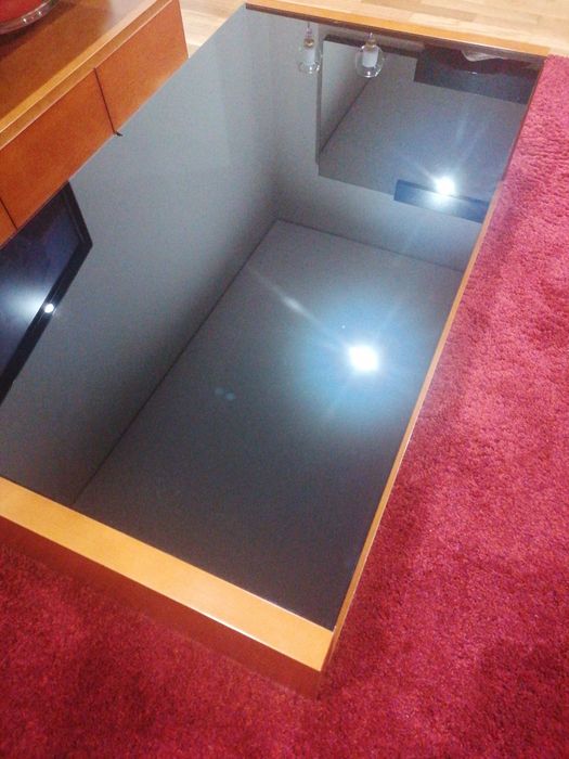 Mesa centro cerejeira e vidro preto