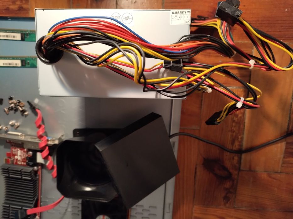 Computador                         .