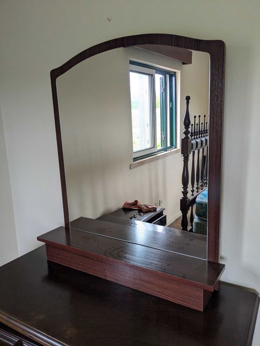 Conjunto de quarto de madeira
