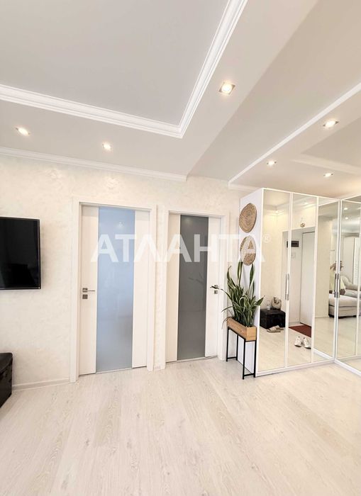 Кухня- студія та 2 спальні, Аркадия  кирпич закритий двір Хороший ЖК