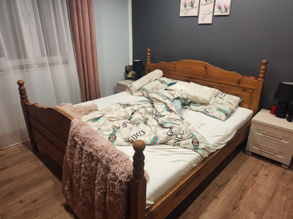 lozko sypialniane szafki