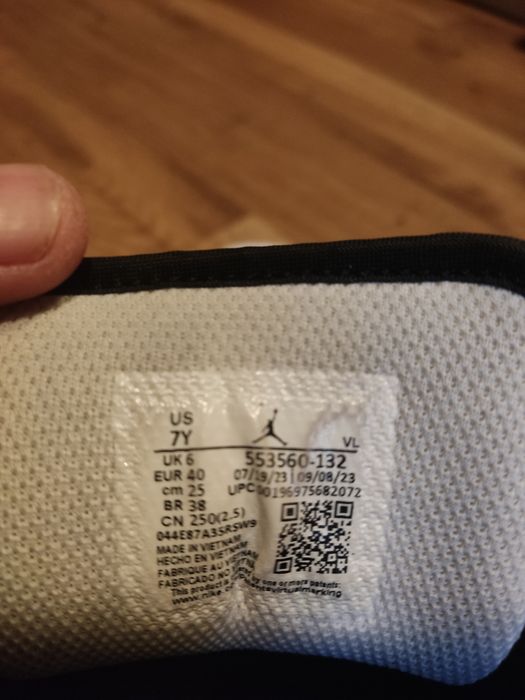 Buty Nike Jordan 1 r 40
