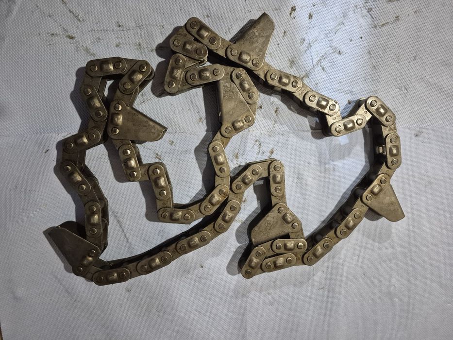 Ланцюг мисовий на кукурудзяну жатку Fantini 18965 ( 76 ланок, 6 мисів)