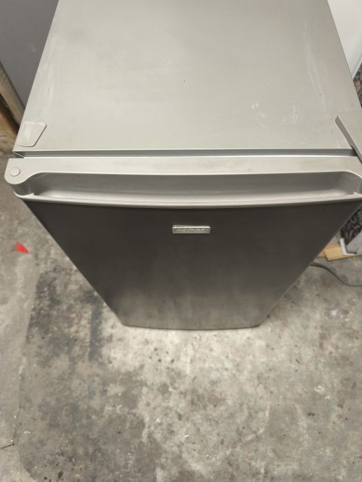 Chłodziarka podblatowa MPM 80 cm (2023 r.) Srebrna / Inox