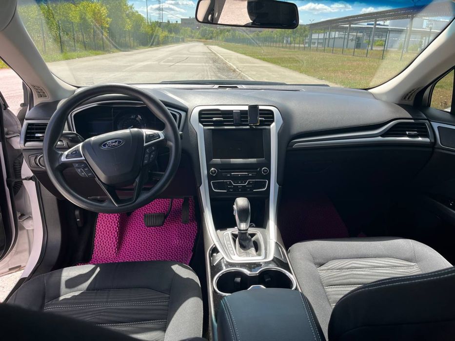 Продам Ford  Fusion  2016р