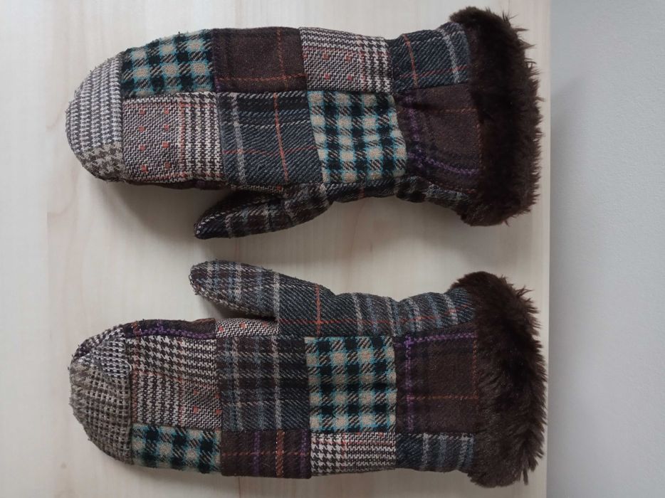 Rękawiczki zimowe Reserved ciepłe grube jednopalczaste