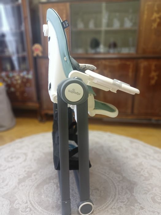 Продам дит.столик для харчування Baby design Penne