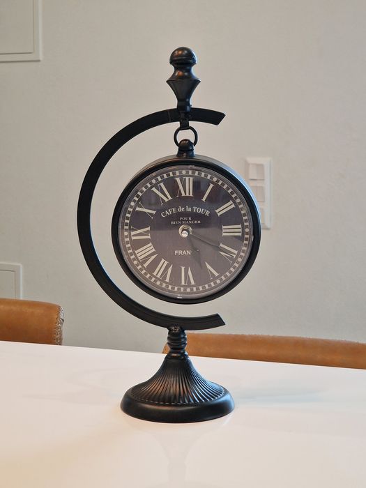 Relógio de mesa pendurado estilo antigo