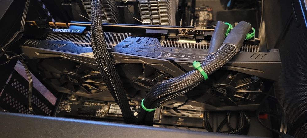 Asus ROG Strix GeForce GTX 1080 Ti 11GB OC Edition