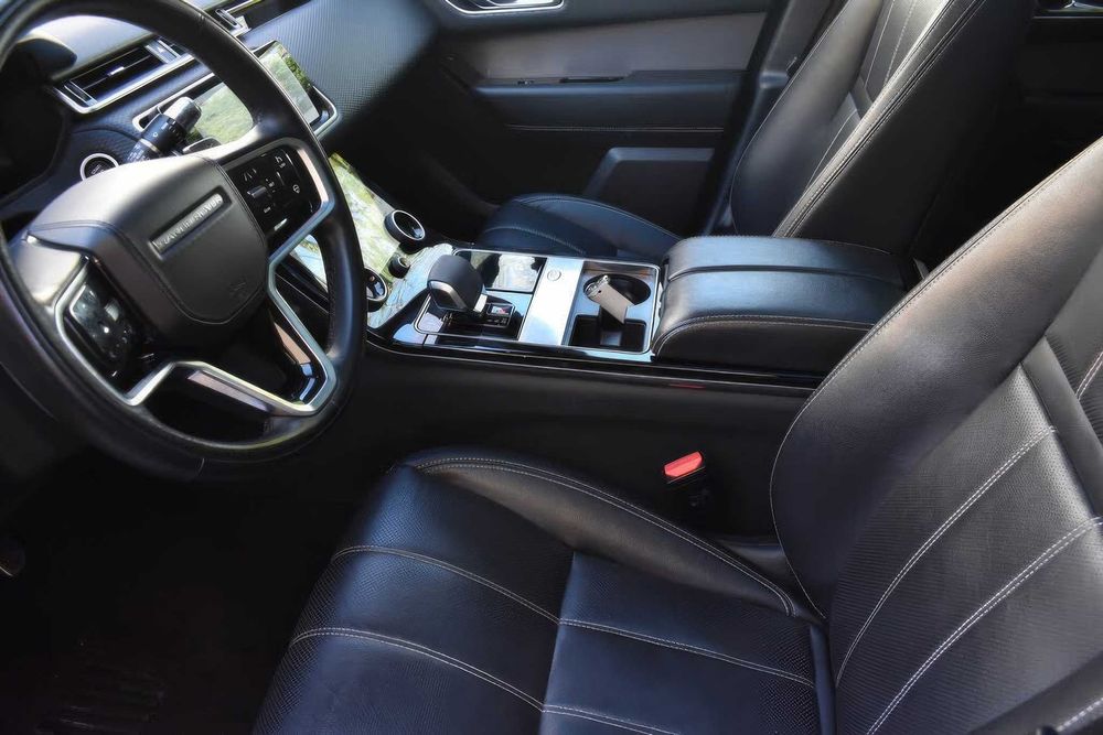 Land Rover Range Rover Velar      2021