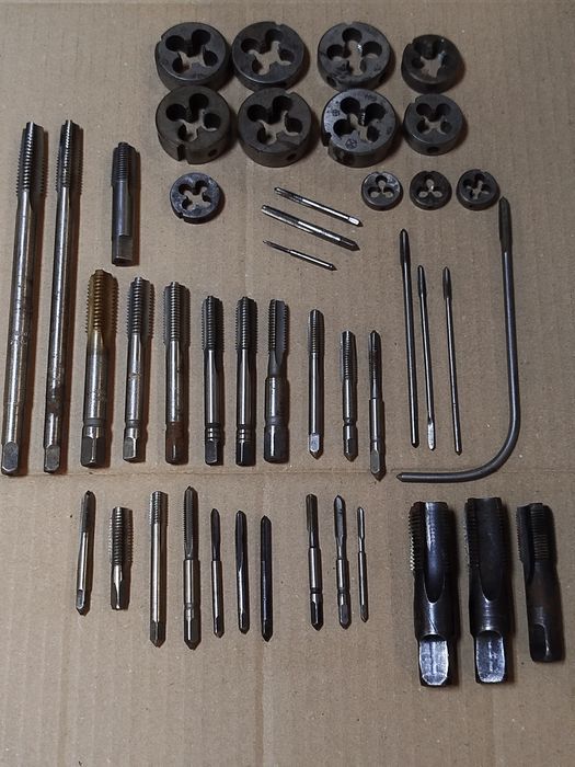 Лерки плашки мітчики СССР від М2 до М20 (1/2) Лерки плашки метчики