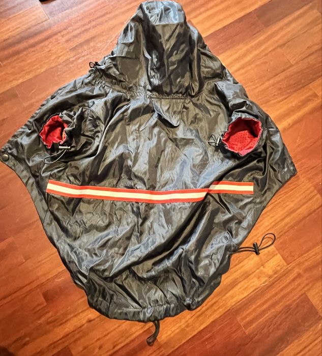 Capa chuva para cão