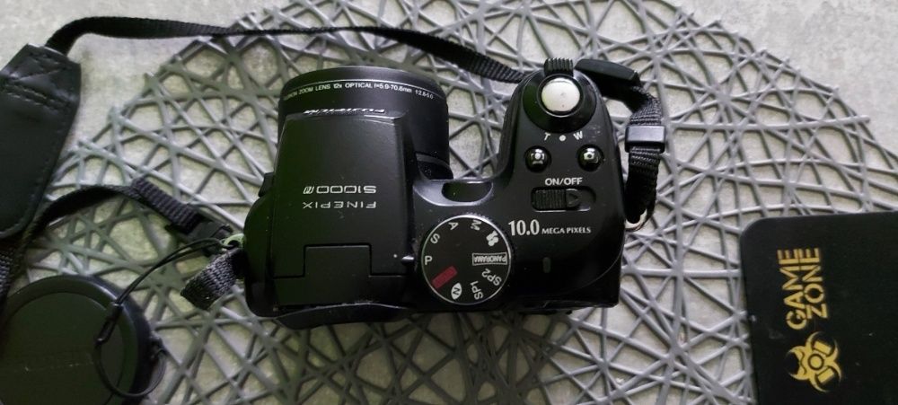 Fujifilm Finepix S1000 - uszkodzony