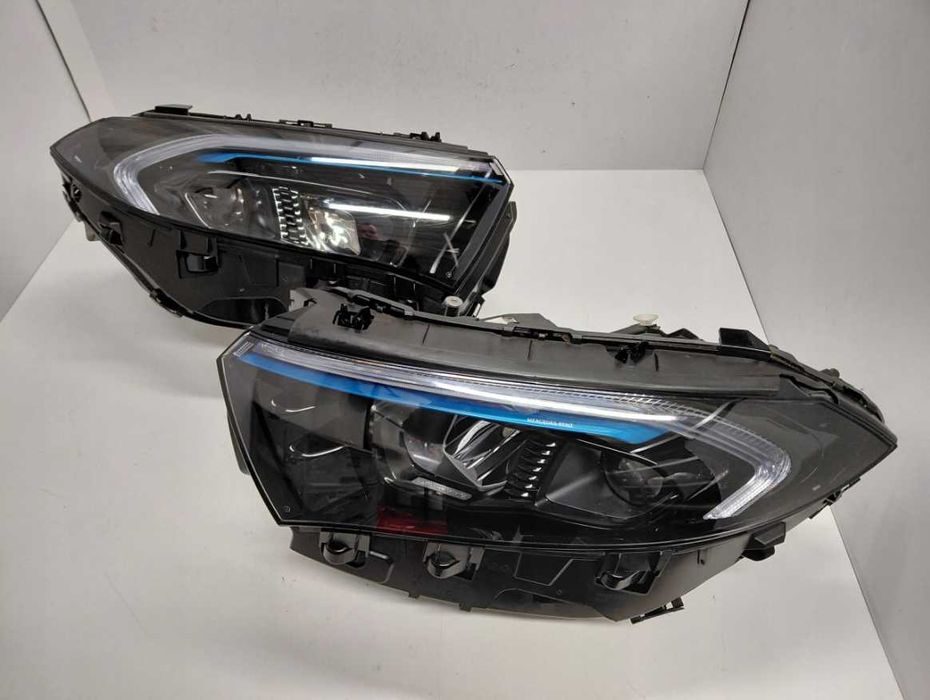 Фари передні Mercedes EQA H243 W243 Фара права або ліва EU USA разбор