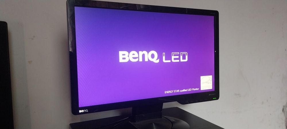 Monitor LED BenQ 19"