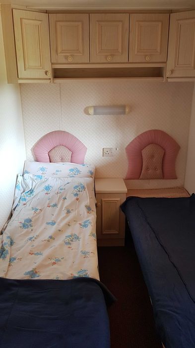 Agoewcia - domek nad jeziorem z dużym tarasem , balia