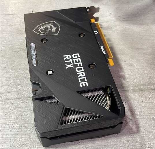 Placa de Video Geforce MSI RTX 3060 12 GB Ventus 2x €220