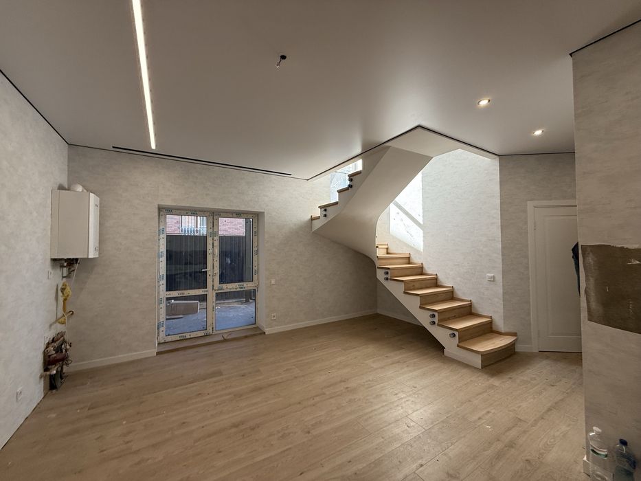 Продам дуплекс з ремонтом