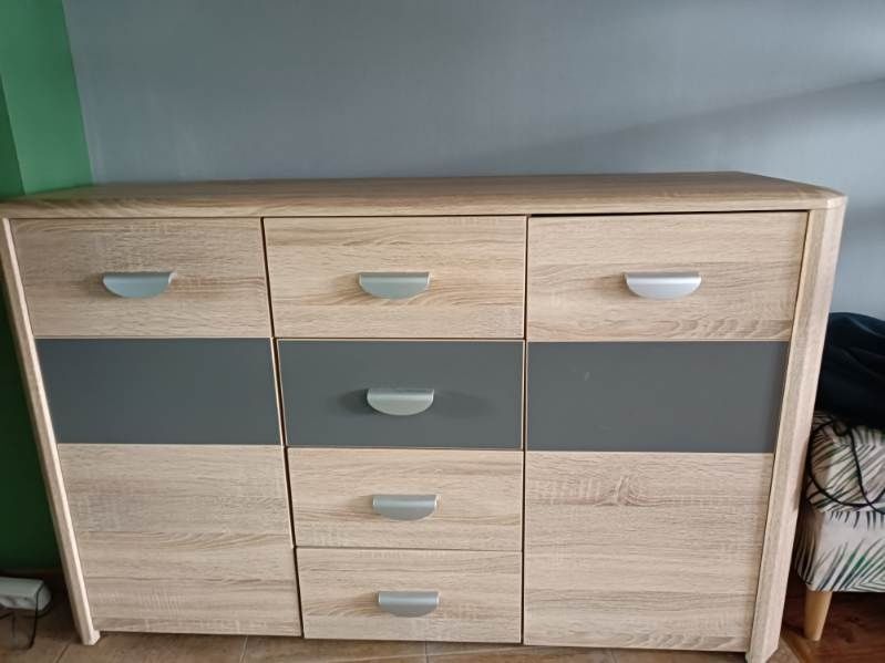 Sprzedam zestaw mebli