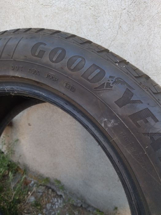 Sprzedam oponę Goodyear 225/55R17