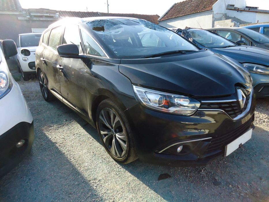 Renault GrandScénic 1.5 dci (K9K647) de 2017 só ás peças