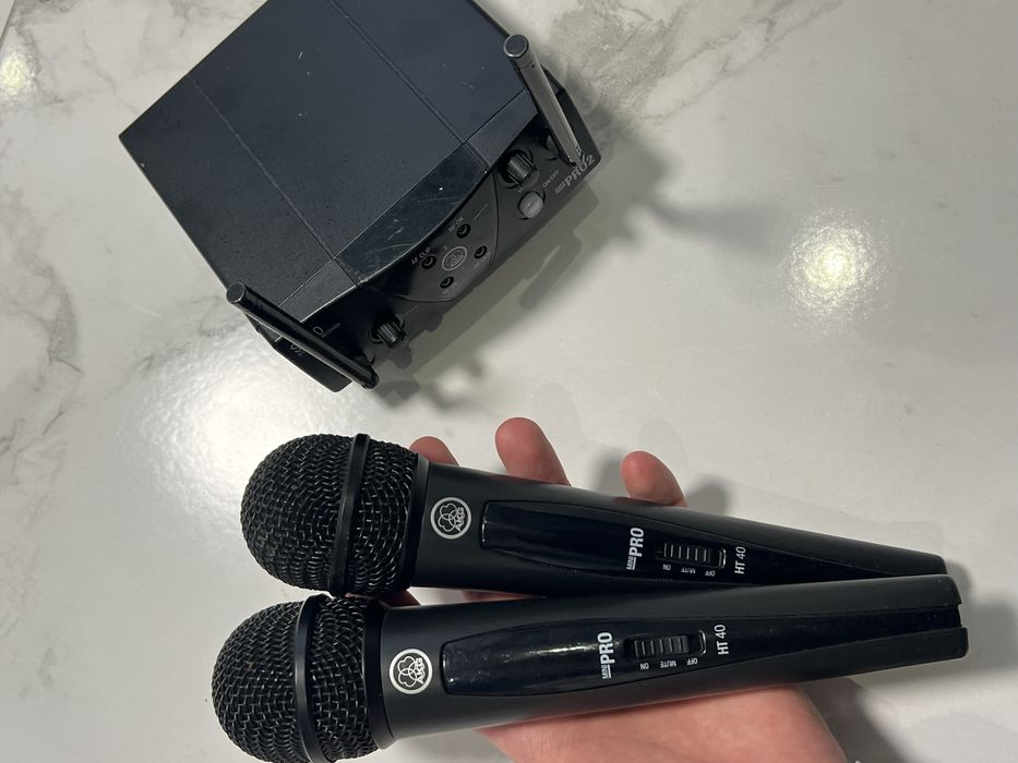 Бездротова мікрофонна система AKG WMS 40 PRO (2 мікрофони)
