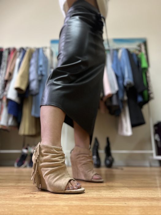 Botim com franja MANGO