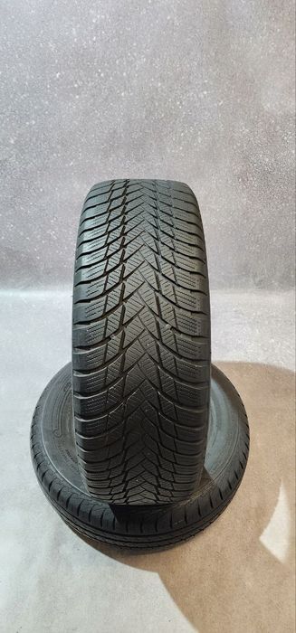 205.60.16 Bridgestone Blizzak LM001 2шт