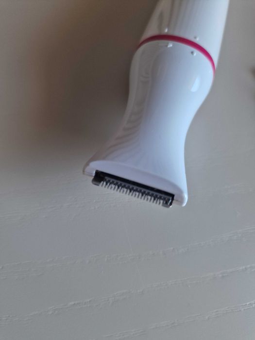 Veet Sensitive Precision – Aparador Elétrico