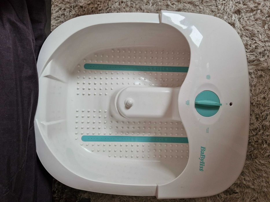 Hidro massajador Babyliss novo