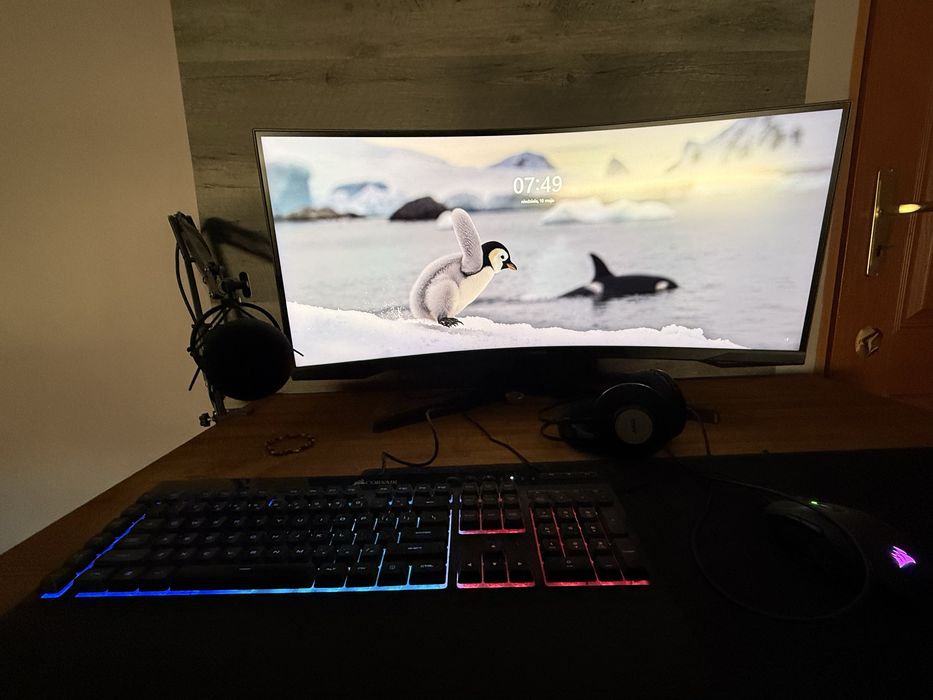 Komputer gamingowy z Monitorem samsung odyssey 34 cale