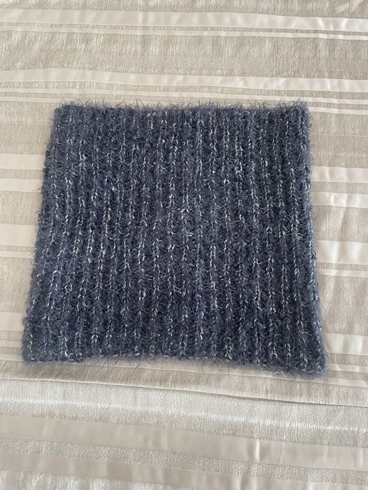 Gola lã cinza azulado c/ fios prateados